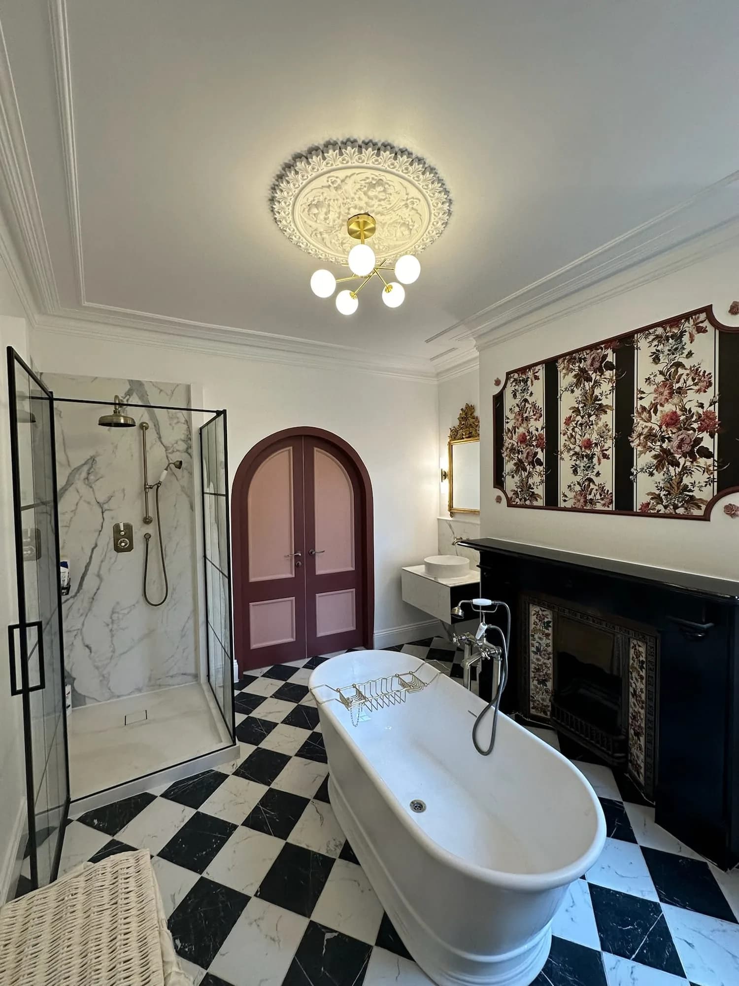 Earls Court II: bathroom with a freestanding bath, walk-in shower and chequerboard floor